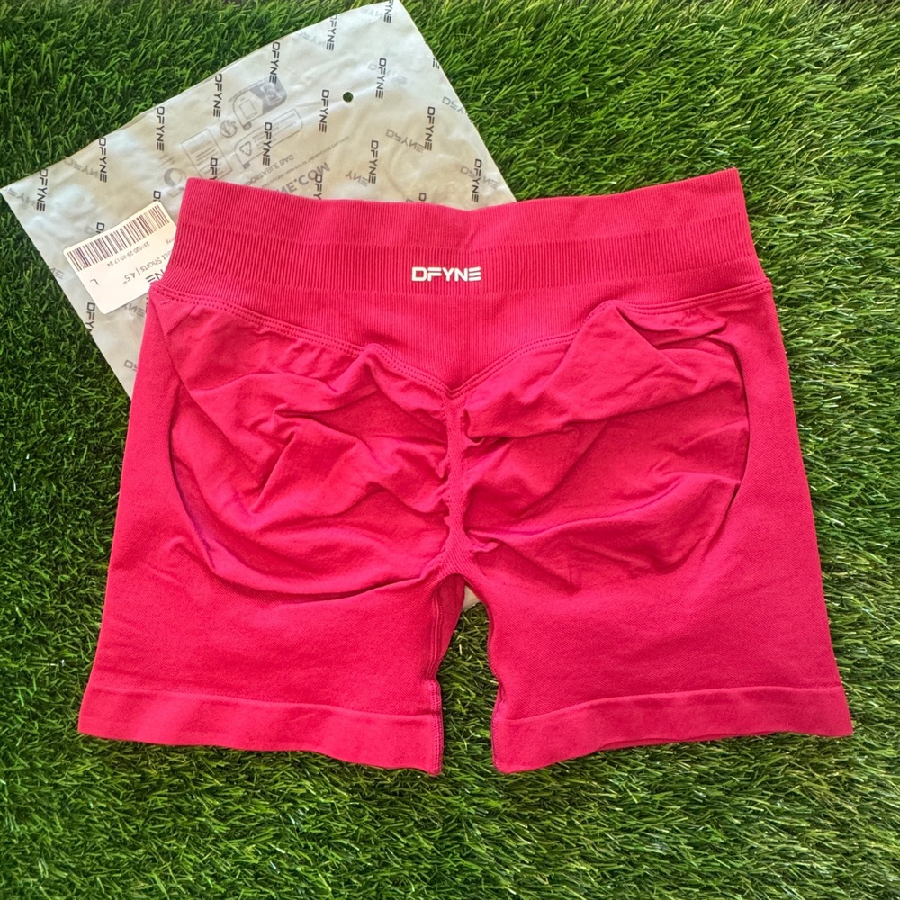 Dfyne impact shorts 4.5" berry large